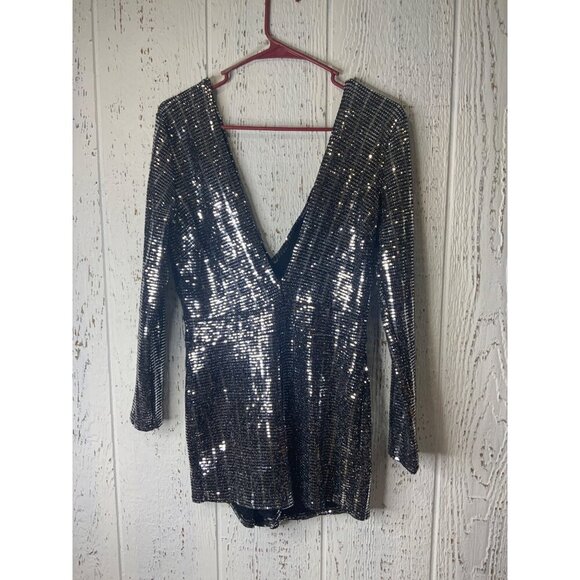 Black & Silver Sequin Long Sleeve Deep V-Neck Romper Womens med - Picture 6 of 10